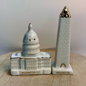 Vintage Ceramic Washington DC Capital Monument Souvenir Salt and Pepper Shakers